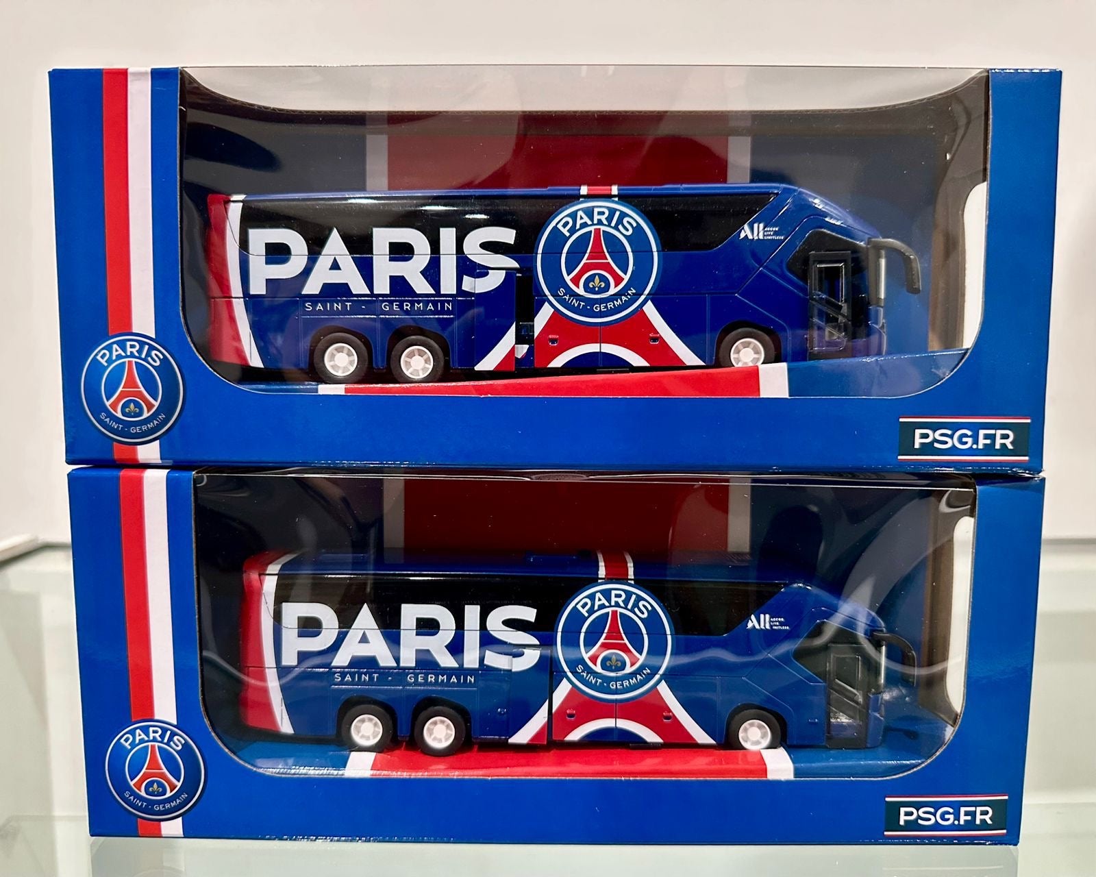 AUTO BUS FUTBOL PARIS SAINT GERMAIN DE COLECCION
